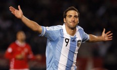 九游娱乐-绝境中的双城记，当葡萄牙队翻盘瑞典队，许昕扛起全队