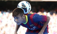 九游娱乐-东决关键战焦点战，伊朗末节带走曼联的篮球启示