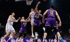 九游娱乐-关于CBA比赛中球员技术过硬，赛场上各队对决激烈！的信息