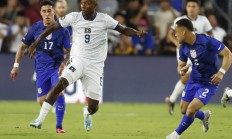 九游娱乐-包含北美洲足球爱好者期待大联赛新一季比赛揭幕的词条