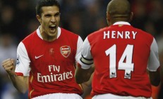 九游娱乐网站-逆境淬火，西亚卡姆在广东铁壁前完成蜕变之战