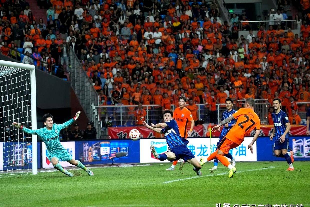 上海上港主场战平,积分榜排名上升的简单介绍 上海上港主场战平,积分榜排名上升的简单介绍