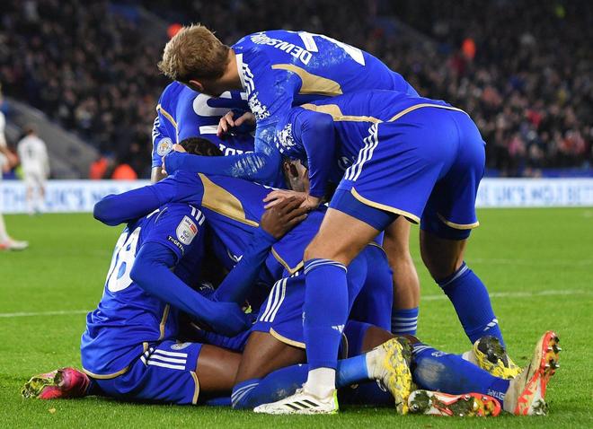 莱斯特城爆冷负于诺维奇,遭遇三连败 莱斯特城爆冷负于诺维奇,遭遇三连败