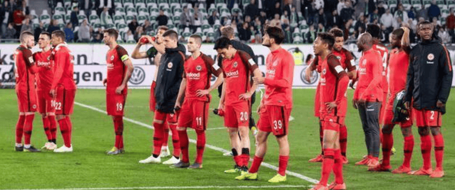 包含不莱梅意外不敌法兰克福，遗憾未能逆转的词条