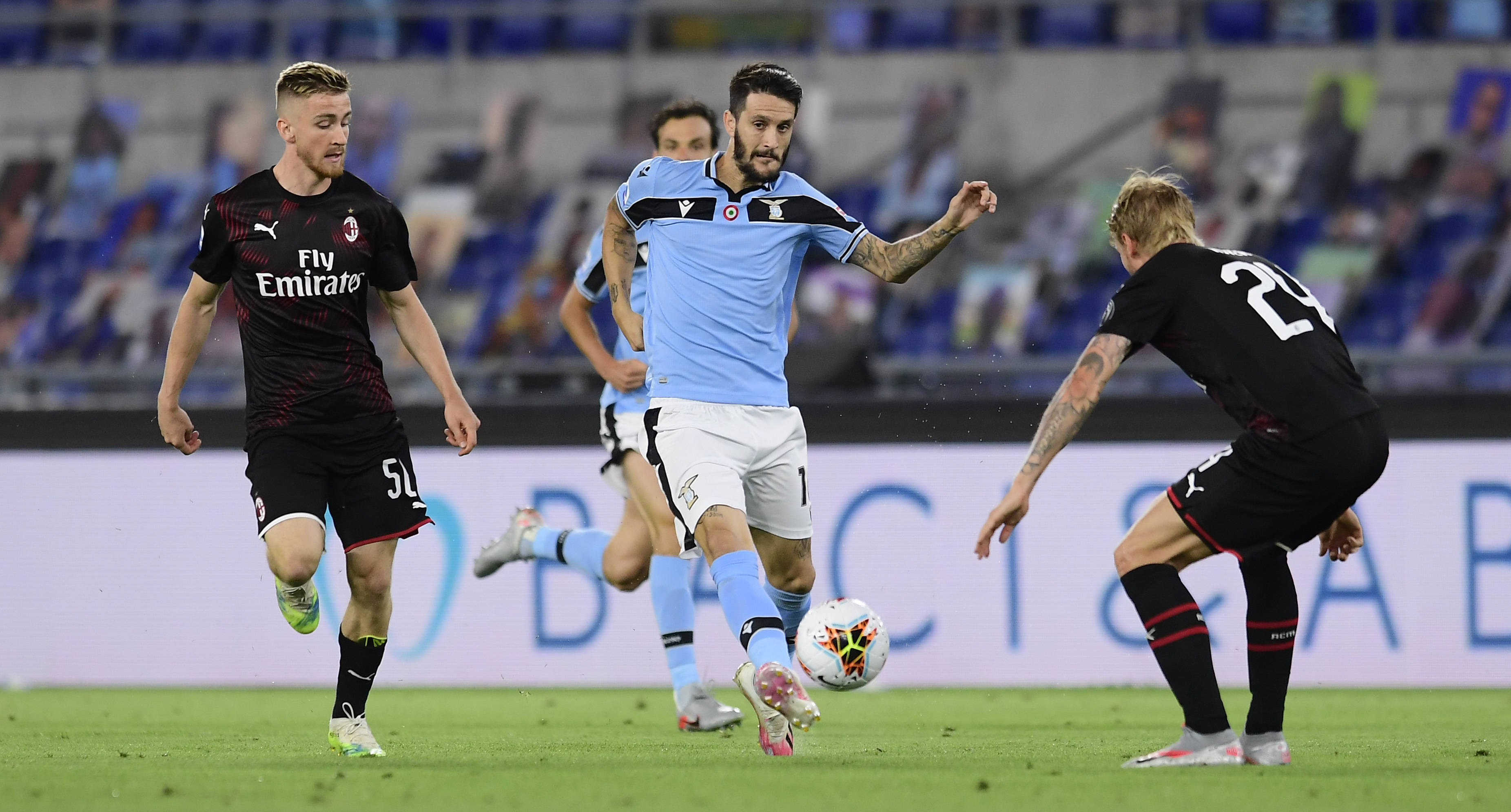 拉齐奥客场击败对手,成功摆脱降级危机的简单介绍 拉齐奥客场击败对手,成功摆脱降级危机的简单介绍