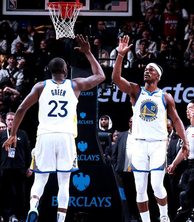 勇士主帅称队员状态火爆，望战胜篮网进入下一轮的简单介绍