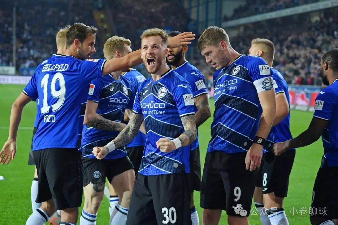 柏林赫塔豪取主场胜利，继续保持领先的简单介绍