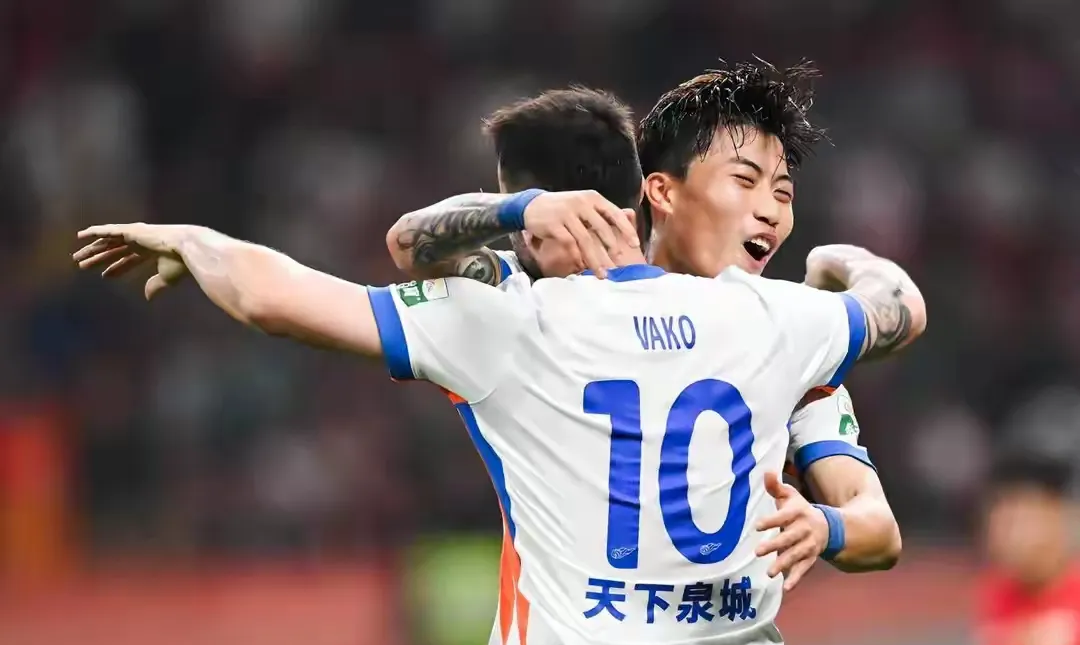 大连一方主场不敌鲁能，遭遇两连败