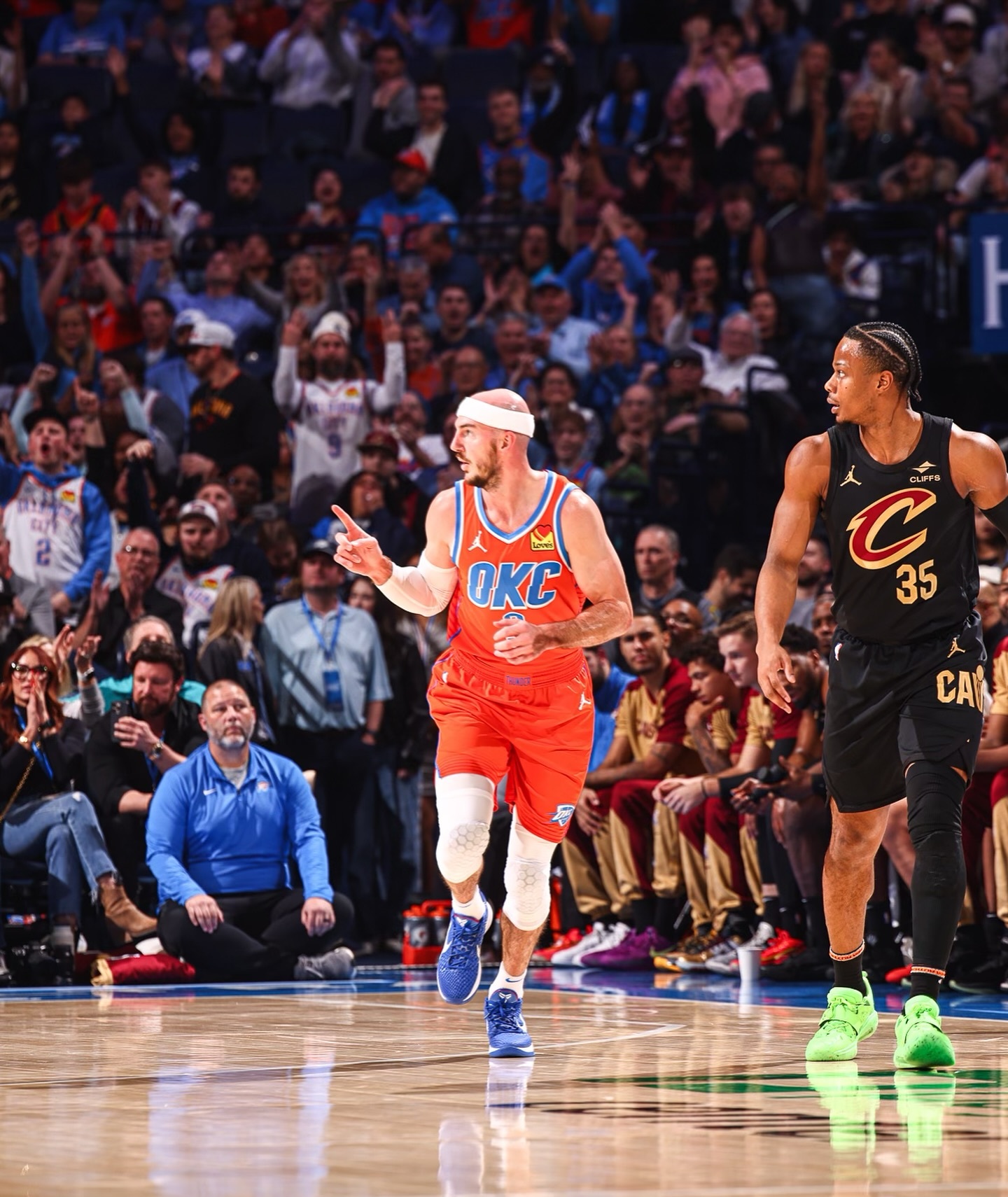 关于国王绝杀掘金，德罗赞统治全场的信息