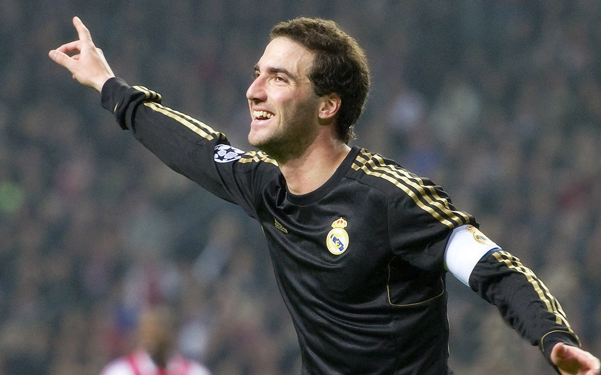 从高原到绿茵，内马尔爆发背后的战术博弈与玻利维亚式全面压制对巴萨的启示