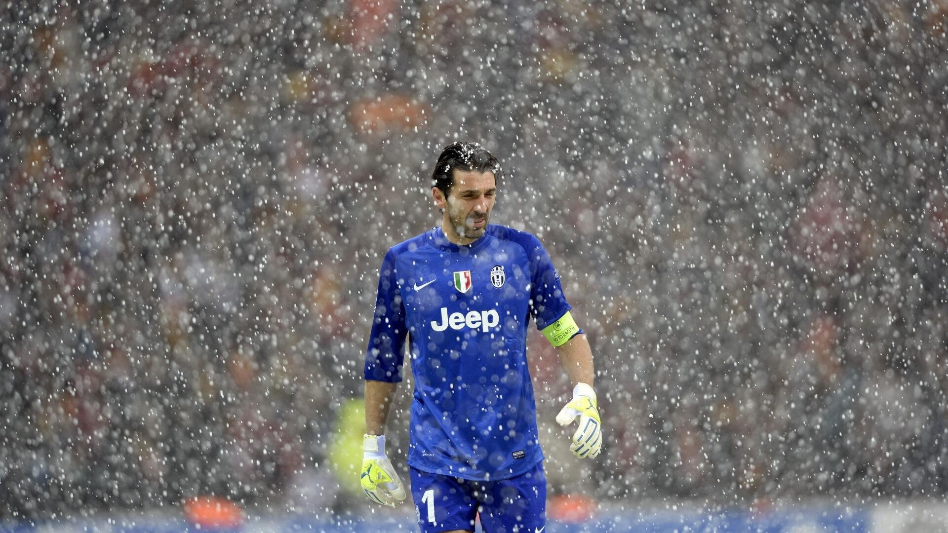 封锁与破局，当波兰防线遇上阿尔及利亚之矛，梅西如何成为无形胜负手