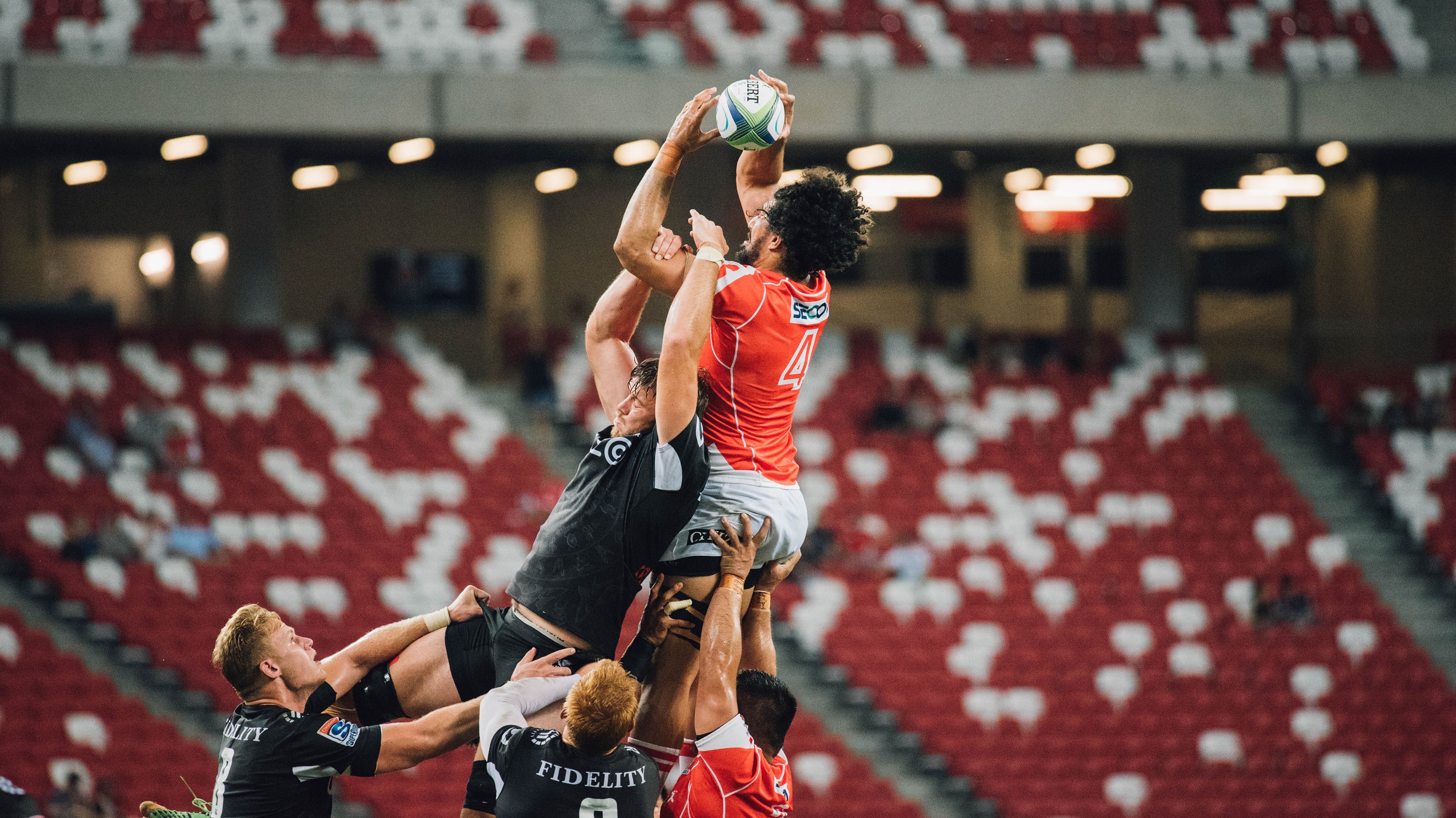 鹈鹕加时鏖战力克吉林，伦纳德状态火热成关键先生